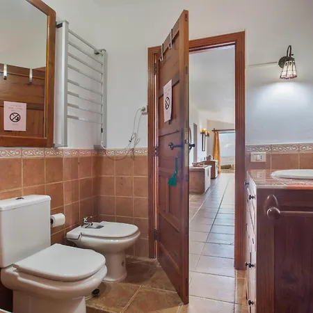 Holiday home Dragos Y Volcan